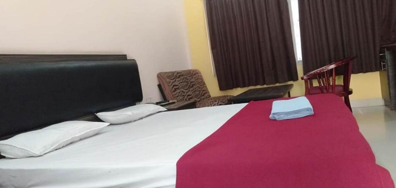Iroomz Hoysala Residency Bellary Ngoại thất bức ảnh